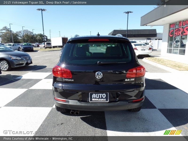 Deep Black Pearl / Sandstone 2015 Volkswagen Tiguan SEL