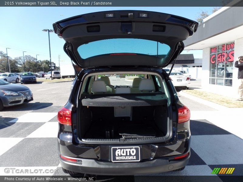 Deep Black Pearl / Sandstone 2015 Volkswagen Tiguan SEL