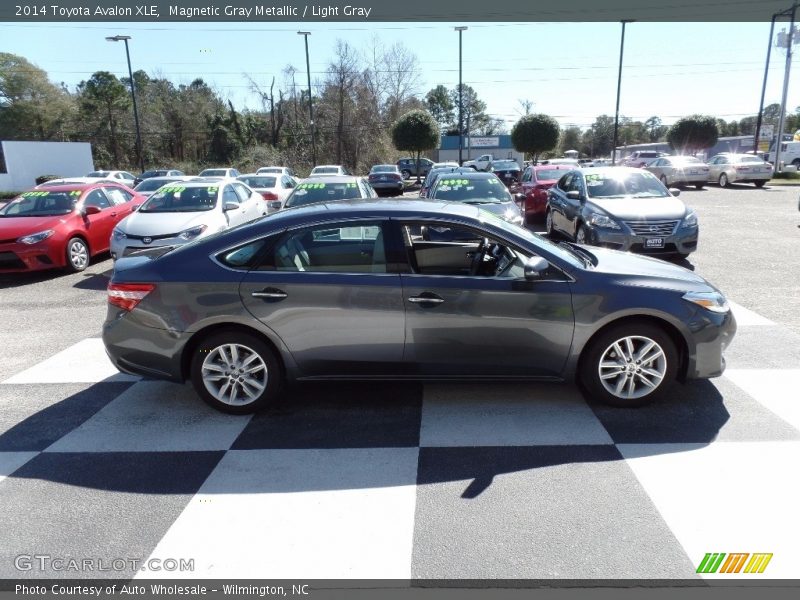 Magnetic Gray Metallic / Light Gray 2014 Toyota Avalon XLE