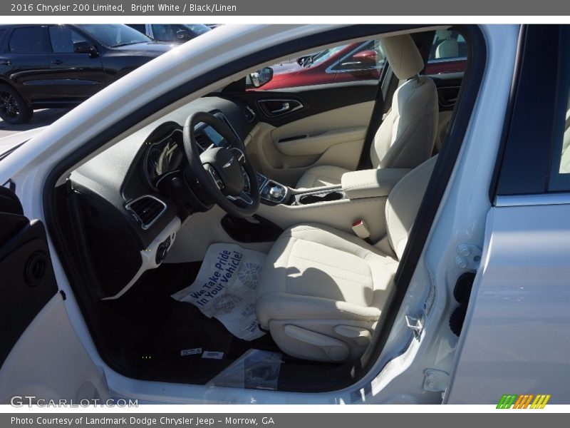 Bright White / Black/Linen 2016 Chrysler 200 Limited