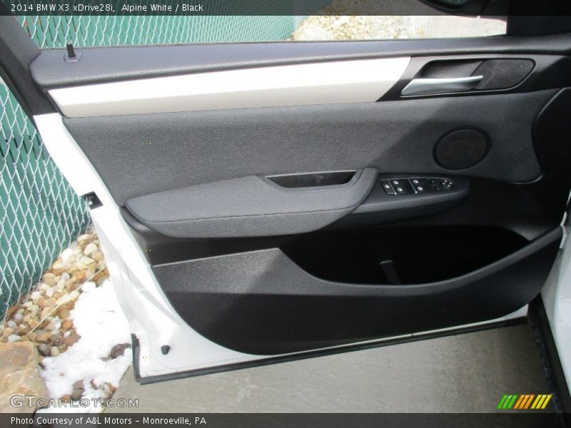 Alpine White / Black 2014 BMW X3 xDrive28i