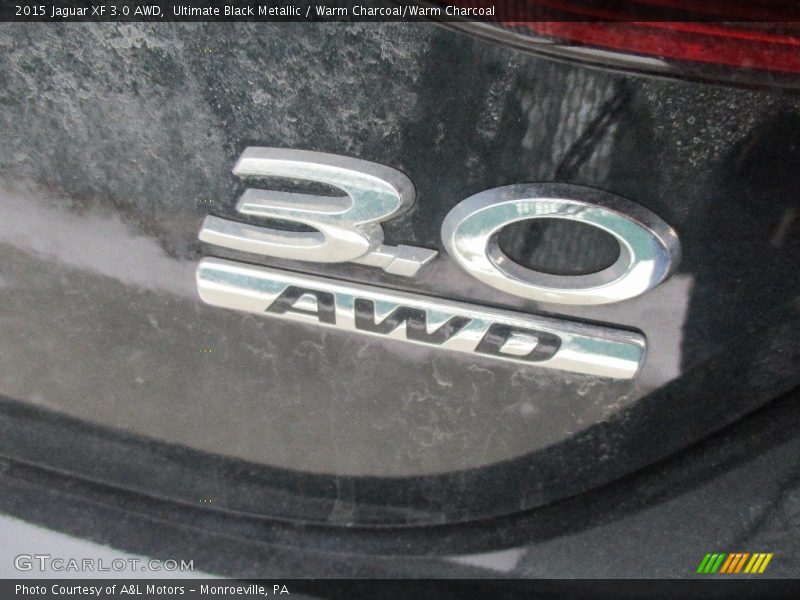 Ultimate Black Metallic / Warm Charcoal/Warm Charcoal 2015 Jaguar XF 3.0 AWD