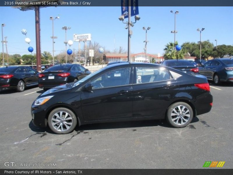 Ultra Black / Gray 2016 Hyundai Accent SE Sedan