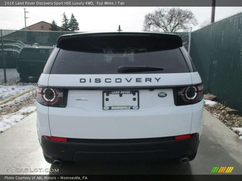 Fuji White / Tan 2016 Land Rover Discovery Sport HSE Luxury 4WD