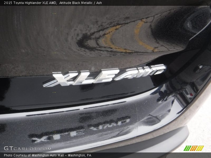 Attitude Black Metallic / Ash 2015 Toyota Highlander XLE AWD