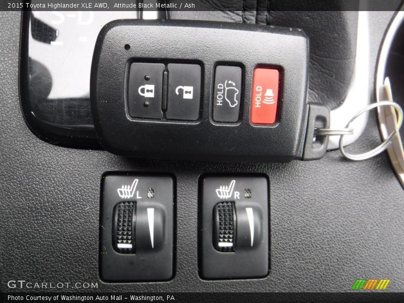 Attitude Black Metallic / Ash 2015 Toyota Highlander XLE AWD