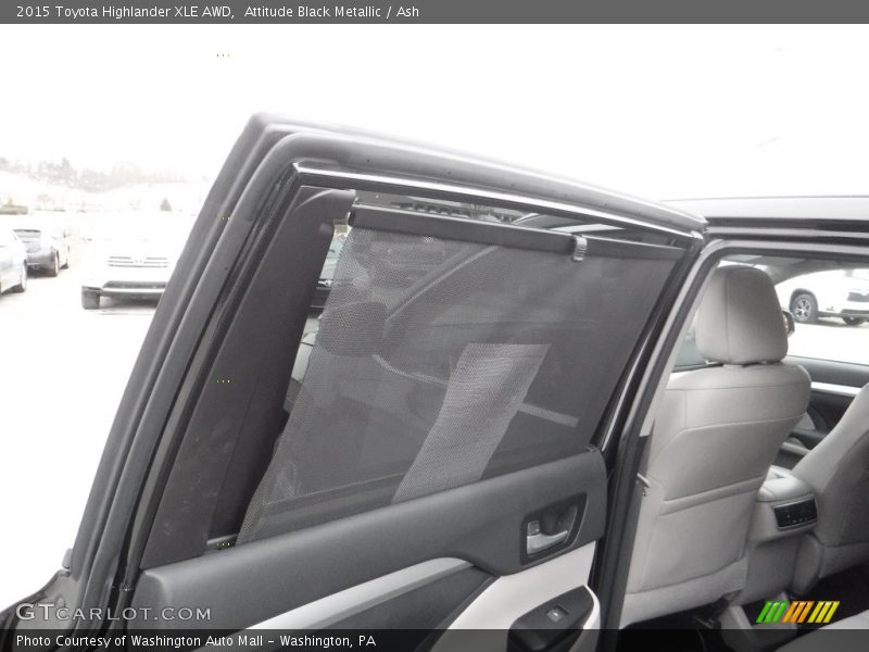 Attitude Black Metallic / Ash 2015 Toyota Highlander XLE AWD