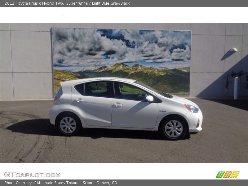 Super White / Light Blue Gray/Black 2012 Toyota Prius c Hybrid Two