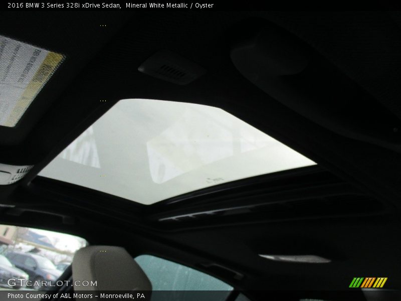 Mineral White Metallic / Oyster 2016 BMW 3 Series 328i xDrive Sedan