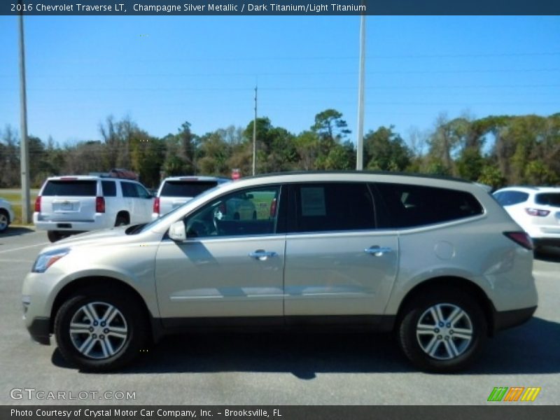 Champagne Silver Metallic / Dark Titanium/Light Titanium 2016 Chevrolet Traverse LT