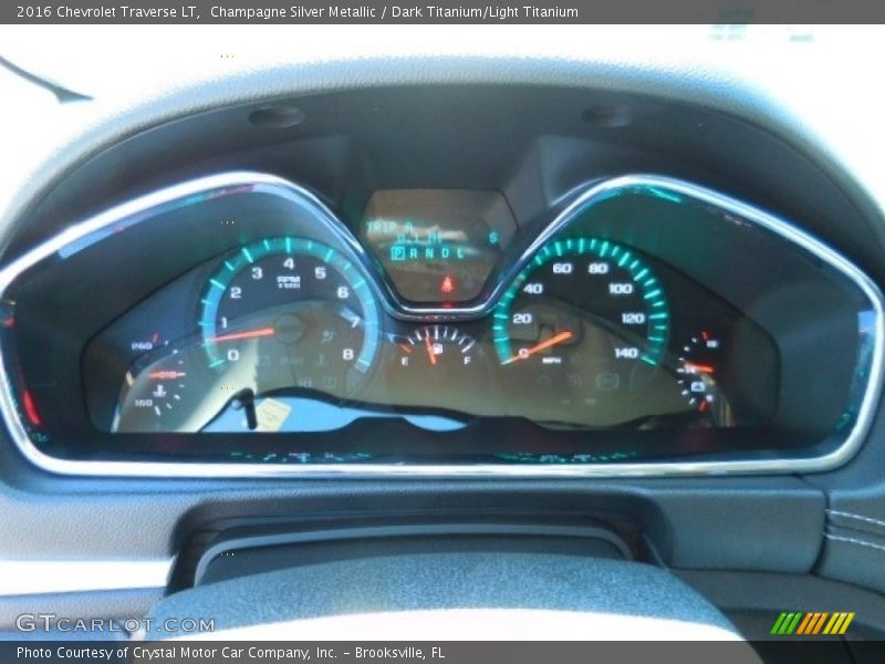 Champagne Silver Metallic / Dark Titanium/Light Titanium 2016 Chevrolet Traverse LT