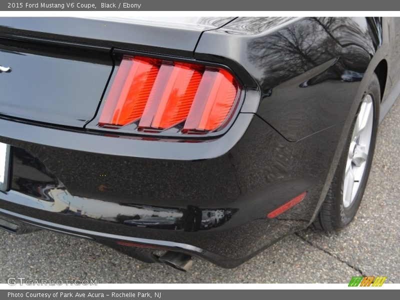 Black / Ebony 2015 Ford Mustang V6 Coupe