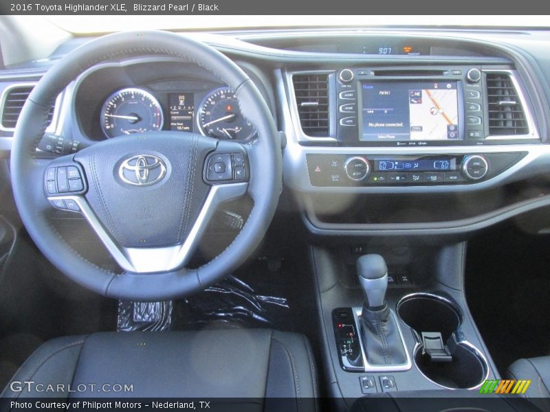 Blizzard Pearl / Black 2016 Toyota Highlander XLE