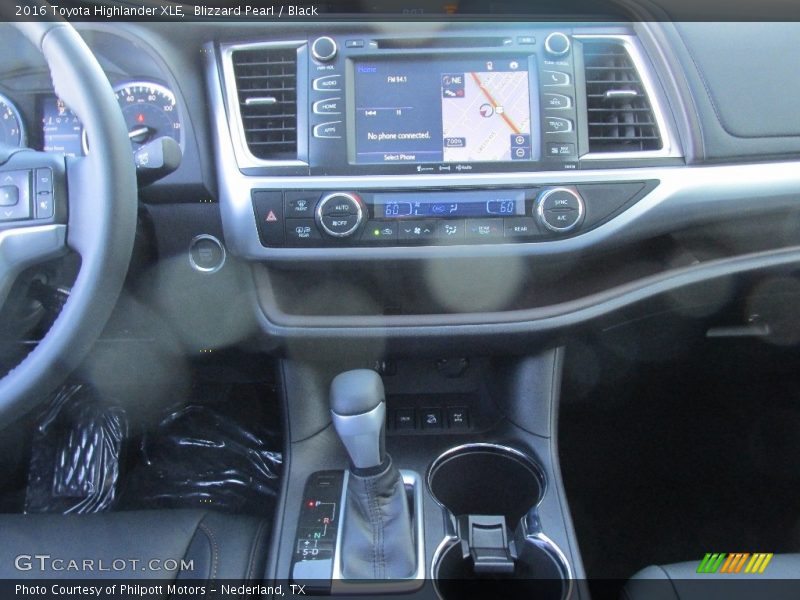Blizzard Pearl / Black 2016 Toyota Highlander XLE