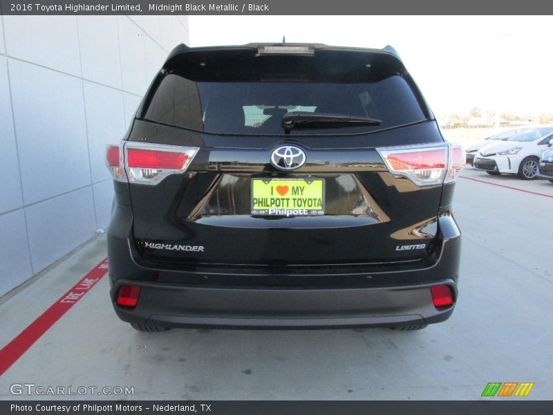 Midnight Black Metallic / Black 2016 Toyota Highlander Limited