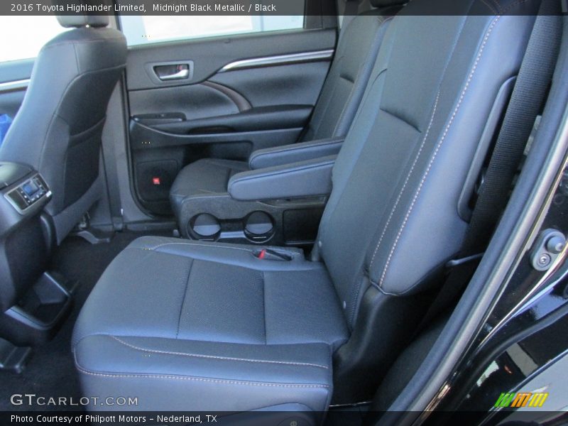 Midnight Black Metallic / Black 2016 Toyota Highlander Limited