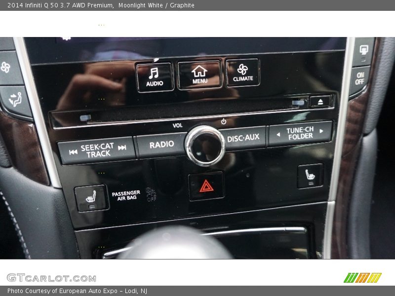 Moonlight White / Graphite 2014 Infiniti Q 50 3.7 AWD Premium