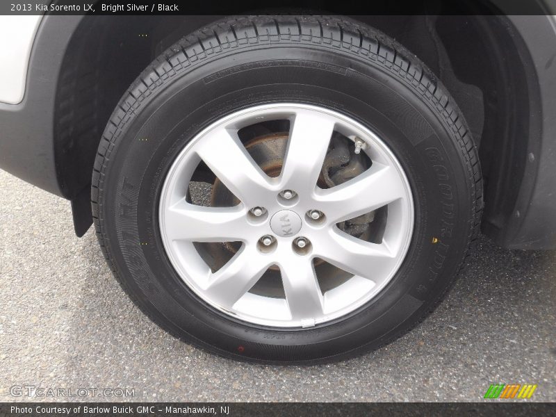Bright Silver / Black 2013 Kia Sorento LX