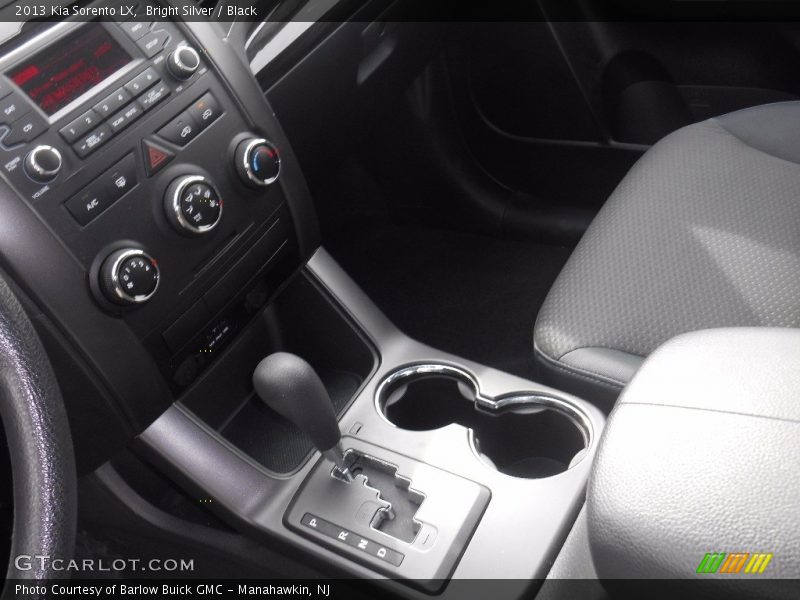 Bright Silver / Black 2013 Kia Sorento LX