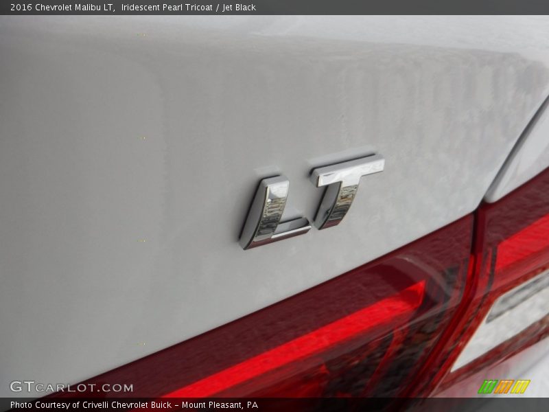 Iridescent Pearl Tricoat / Jet Black 2016 Chevrolet Malibu LT