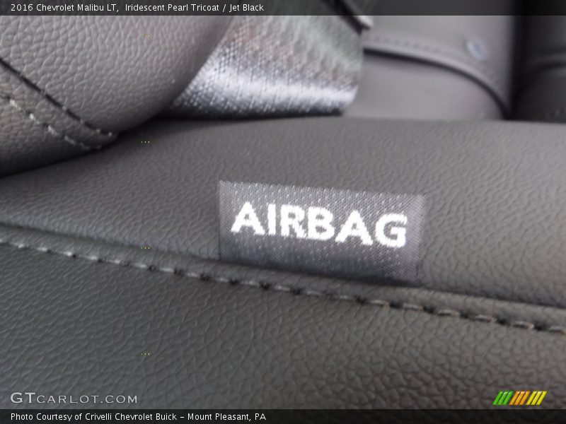 Iridescent Pearl Tricoat / Jet Black 2016 Chevrolet Malibu LT