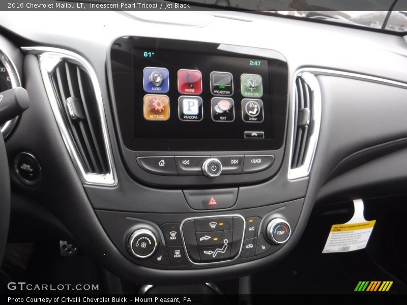 Iridescent Pearl Tricoat / Jet Black 2016 Chevrolet Malibu LT