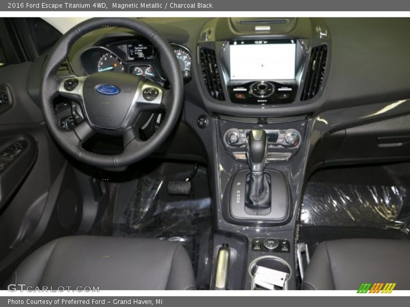 Magnetic Metallic / Charcoal Black 2016 Ford Escape Titanium 4WD