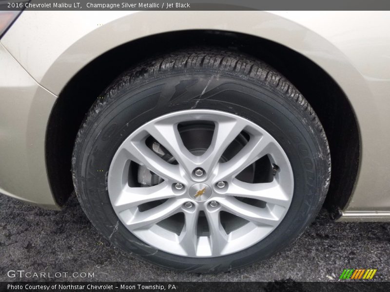 Champagne Silver Metallic / Jet Black 2016 Chevrolet Malibu LT