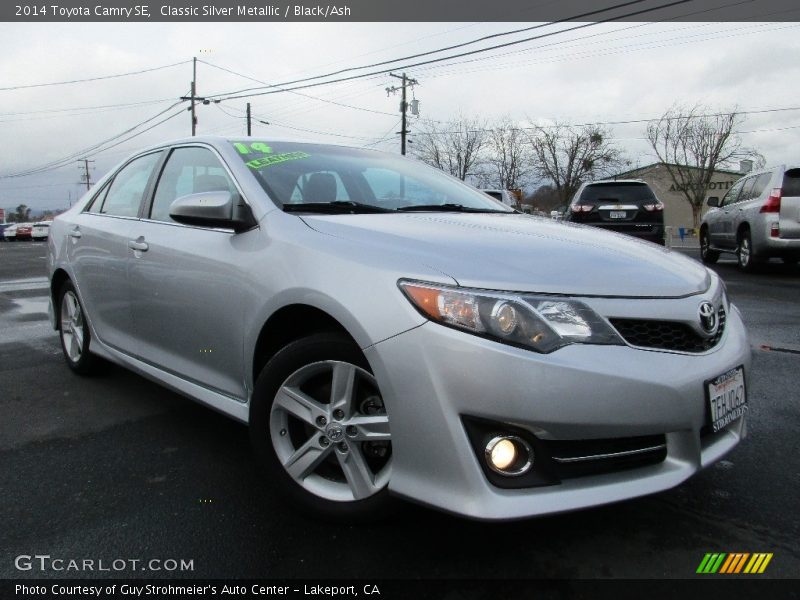 Classic Silver Metallic / Black/Ash 2014 Toyota Camry SE
