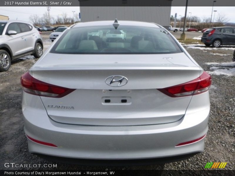 Silver / Gray 2017 Hyundai Elantra SE