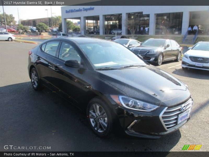 Black / Beige 2017 Hyundai Elantra SE
