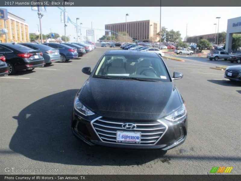 Black / Beige 2017 Hyundai Elantra SE