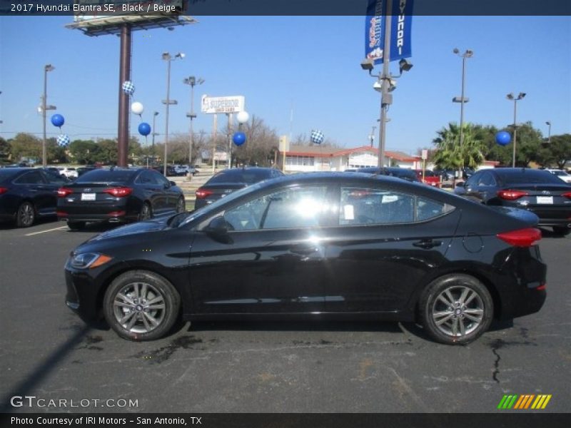 Black / Beige 2017 Hyundai Elantra SE