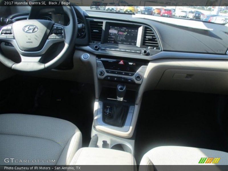 Black / Beige 2017 Hyundai Elantra SE