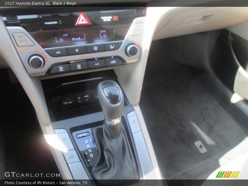 Black / Beige 2017 Hyundai Elantra SE