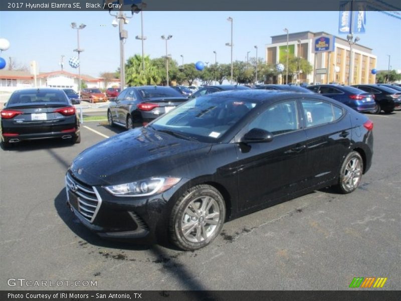 Black / Gray 2017 Hyundai Elantra SE