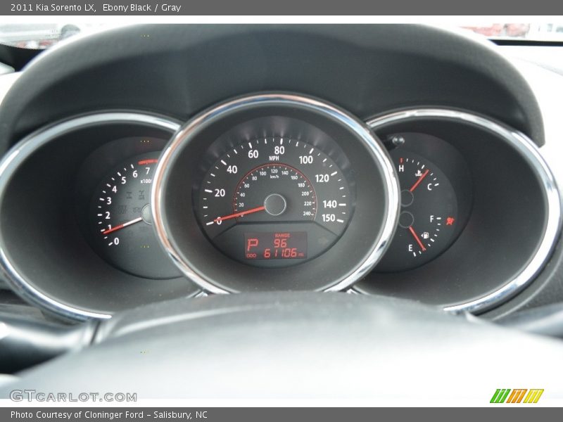 Ebony Black / Gray 2011 Kia Sorento LX