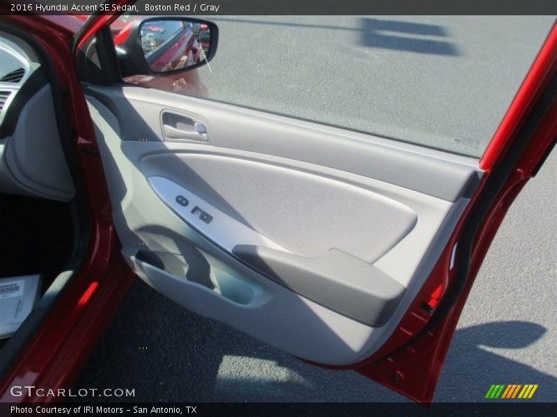 Boston Red / Gray 2016 Hyundai Accent SE Sedan