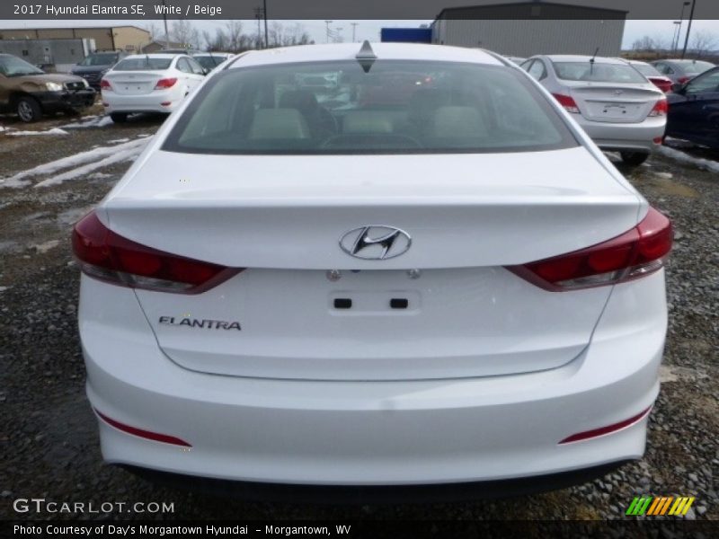 White / Beige 2017 Hyundai Elantra SE