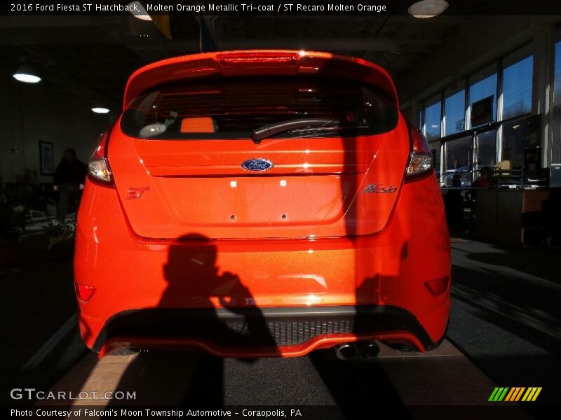 Molten Orange Metallic Tri-coat / ST Recaro Molten Orange 2016 Ford Fiesta ST Hatchback