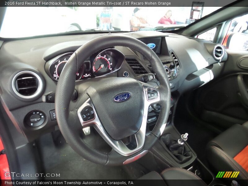 Molten Orange Metallic Tri-coat / ST Recaro Molten Orange 2016 Ford Fiesta ST Hatchback