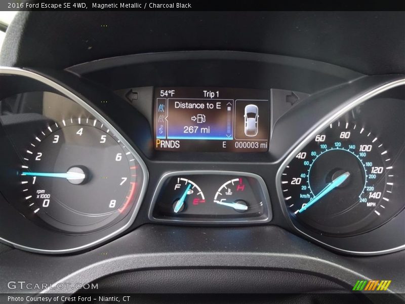 Magnetic Metallic / Charcoal Black 2016 Ford Escape SE 4WD