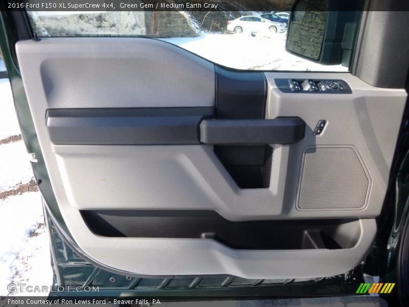 Door Panel of 2016 F150 XL SuperCrew 4x4