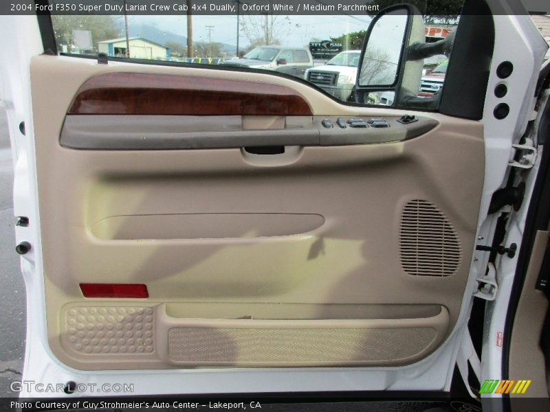 Oxford White / Medium Parchment 2004 Ford F350 Super Duty Lariat Crew Cab 4x4 Dually