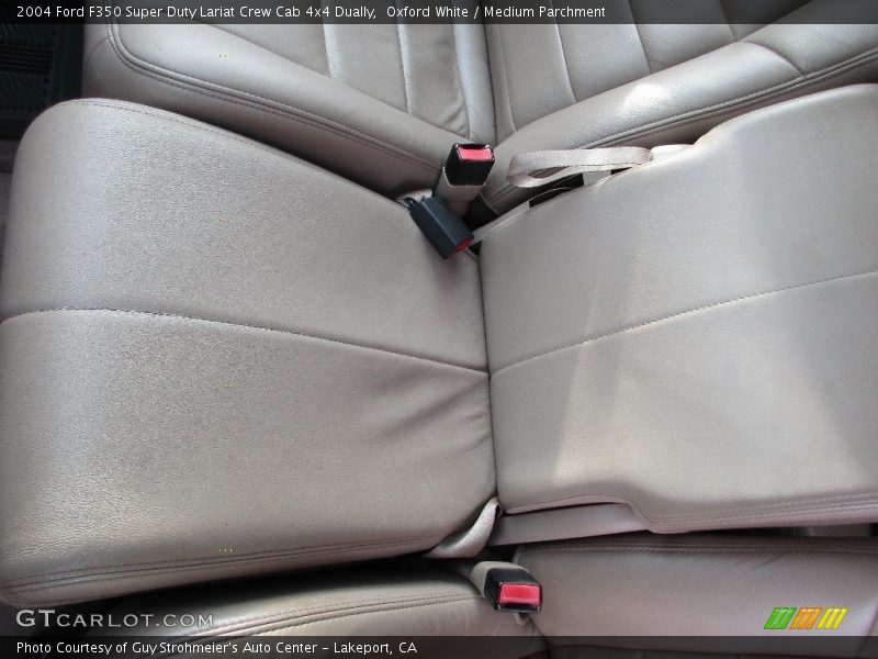 Oxford White / Medium Parchment 2004 Ford F350 Super Duty Lariat Crew Cab 4x4 Dually