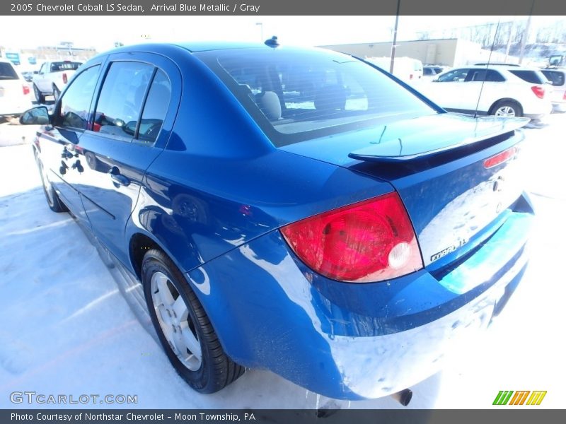 Arrival Blue Metallic / Gray 2005 Chevrolet Cobalt LS Sedan