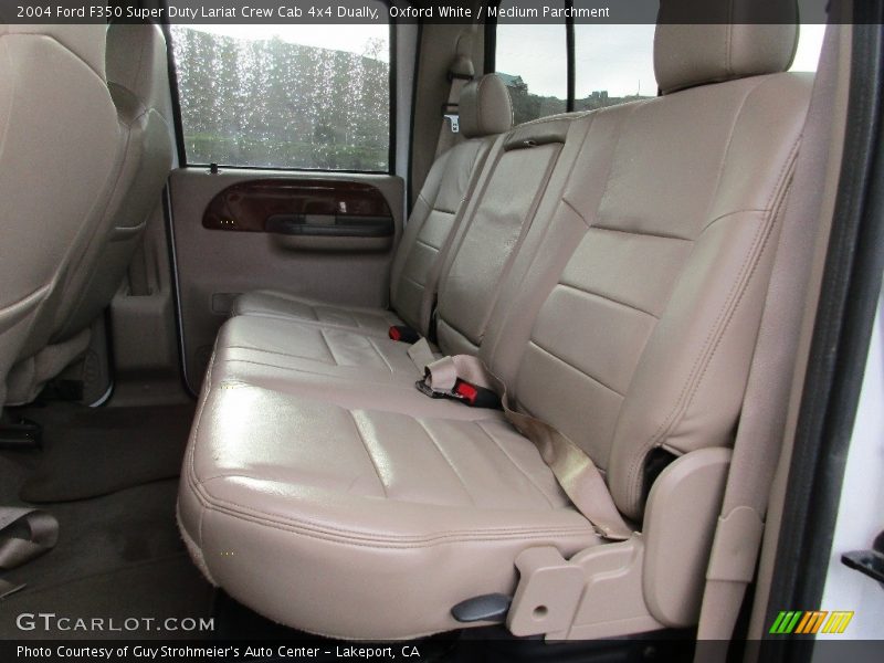 Oxford White / Medium Parchment 2004 Ford F350 Super Duty Lariat Crew Cab 4x4 Dually