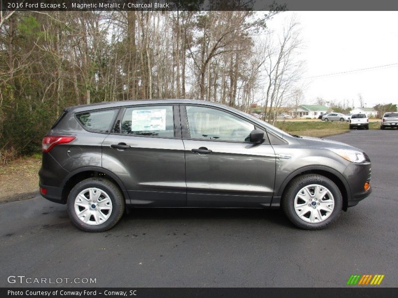 Magnetic Metallic / Charcoal Black 2016 Ford Escape S