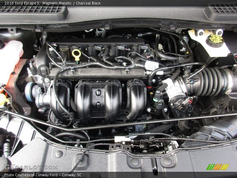 Magnetic Metallic / Charcoal Black 2016 Ford Escape S