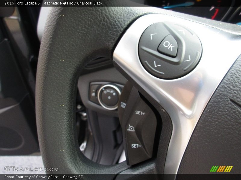 Magnetic Metallic / Charcoal Black 2016 Ford Escape S